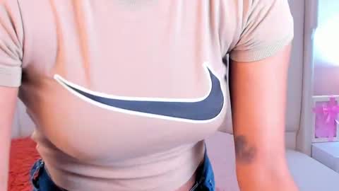 Lyn online show from November 27, 2025, 11:12 am