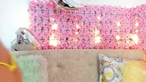 Snapshot of lynda_bonnie chatting on February 21, 2026, 4:19 pm lynda_bonnie online show from February 21, 2026, 4:19 pm