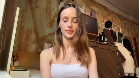 Snapshot of lynettabracht chatting on May 6, 2026, 2:44 pm Maria online show from May 6, 2026, 2:44 pm