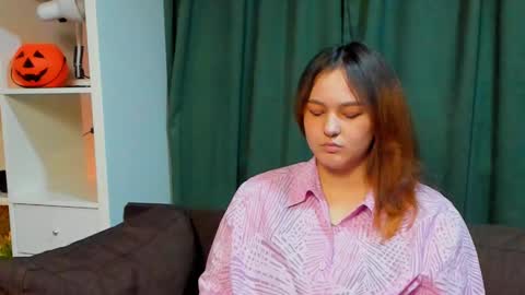 Snapshot of lynetteakey chatting on December 2, 2024, 6:43 pm Alice online show from December 2, 2024, 6:43 pm