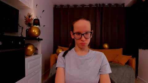 Sara online show from February 24, 2025, 7:41 pm