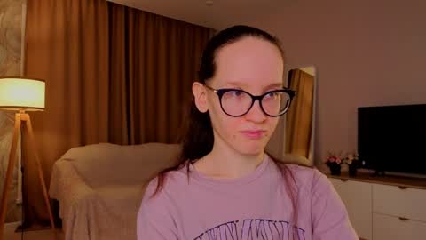 Sara online show from April 6, 2026, 4:19 pm