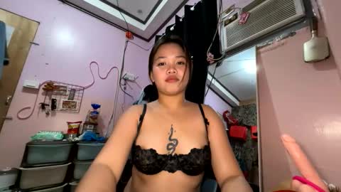 I am Lyn- DONT FORGET TO FOLLOW ME online show from November 7, 2025, 4:01 am