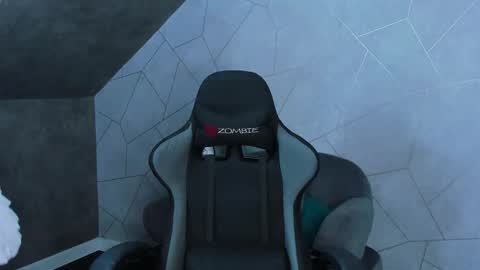 Lynn online show from November 13, 2025, 1:15 am