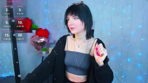 Snapshot of lynn_martin chatting on March 4, 2026, 12:49 am Lynn online show from March 4, 2026, 12:49 am