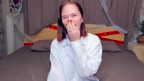 Snapshot of lynncozzy chatting on November 21, 2025, 8:13 am Cozy Lynns room online show from November 21, 2025, 8:13 am