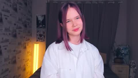 Snapshot of lynncozzy chatting on November 27, 2025, 8:16 am Cozy Lynns room online show from November 27, 2025, 8:16 am