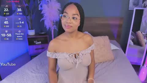 Snapshot of lynncute chatting on July 15, 2026, 4:29 am Law online show from July 15, 2026, 4:29 am