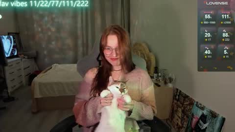 lynne_dawson online show from October 18, 2025, 4:52 pm