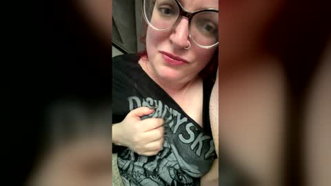 Snapshot of lynnexoxo chatting on January 10, 2026, 6:04 am Lynne online show from January 10, 2026, 6:04 am