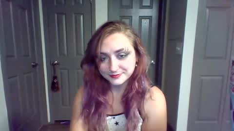 Lynn  online show from July 6, 2026, 11:51 pm