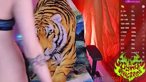 Snapshot of lynxanarres chatting on November 17, 2025, 3:12 am Lynx Anarres online show from November 17, 2025, 3:12 am