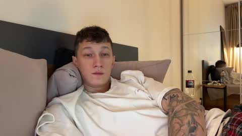 Dani online show from March 7, 2025, 3:28 pm