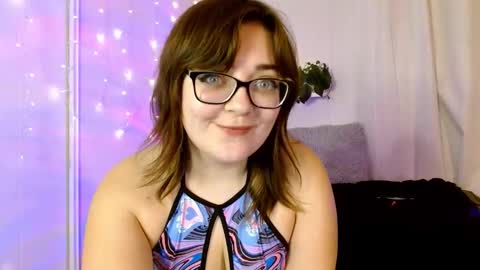 Snapshot of lyrajrose chatting on January 13, 2026, 1:55 am Lyra Rose online show from January 13, 2026, 1:55 am