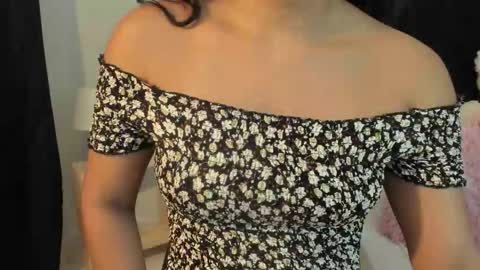 Snapshot of lyriadiamond chatting on January 11, 2026, 7:19 pm Lyriadiamond online show from January 11, 2026, 7:19 pm