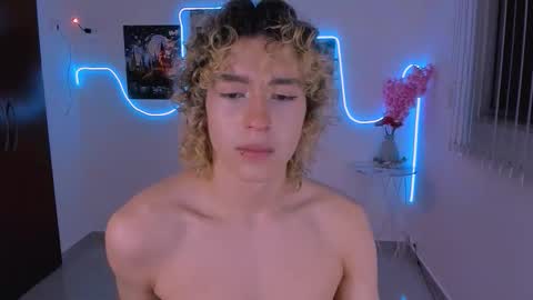 Snapshot of lyric_mirage chatting on January 8, 2026, 1:52 am Lyric online show from January 8, 2026, 1:52 am