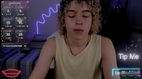 Snapshot of lyric_mirage chatting on February 7, 2026, 2:59 am Lyric online show from February 7, 2026, 2:59 am