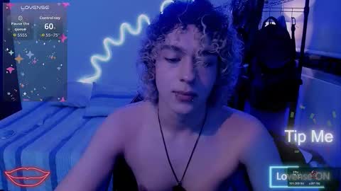 Snapshot of lyric_mirage chatting on February 19, 2026, 4:52 am Lyric online show from February 19, 2026, 4:52 am