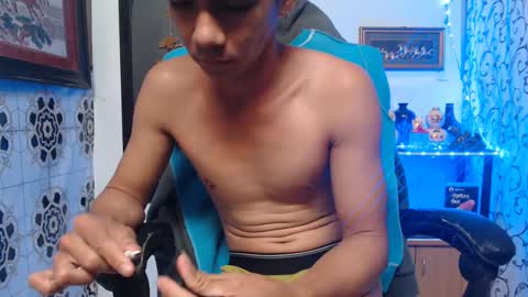 Snapshot of lyubovmoya3 chatting on January 3, 2025, 9:47 pm SWEETPINOY online show from January 3, 2025, 9:47 pm