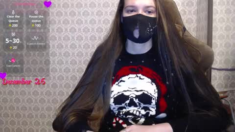 Snapshot of m00n8kiki chatting on December 26, 2024, 5:04 am Ksu online show from December 26, 2024, 5:04 am