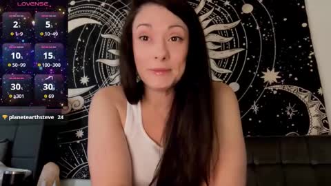 Snapshot of m0llyp0ppins chatting on December 4, 2025, 5:21 pm M0lly online show from December 4, 2025, 5:21 pm