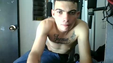 Snapshot of m0ntana777 chatting on September 10, 2025, 6:02 am m0ntana777 online show from September 10, 2025, 6:02 am