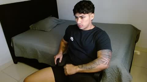 Snapshot of m1chaelx_ chatting on April 1, 2026, 3:20 pm MICHAEL online show from April 1, 2026, 3:20 pm