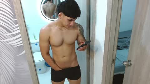 Snapshot of m1chaelx_ chatting on April 12, 2026, 5:34 am MICHAEL online show from April 12, 2026, 5:34 am