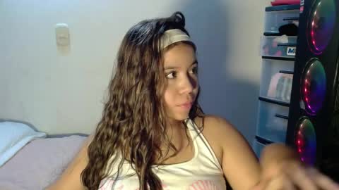 Snapshot of m1la_18 chatting on May 2, 2026, 4:06 am mila online show from May 2, 2026, 4:06 am