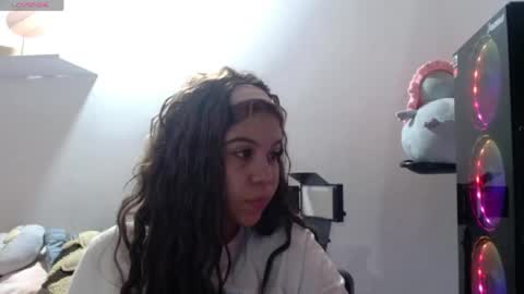 Snapshot of m1la_18 chatting on May 24, 2026, 7:24 am mila online show from May 24, 2026, 7:24 am