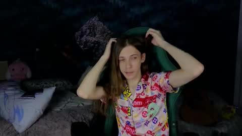 m1shq online show from September 8, 2025, 9:47 pm