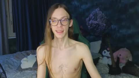 Snapshot of m1shq chatting on February 27, 2026, 10:32 pm m1shq online show from February 27, 2026, 10:32 pm