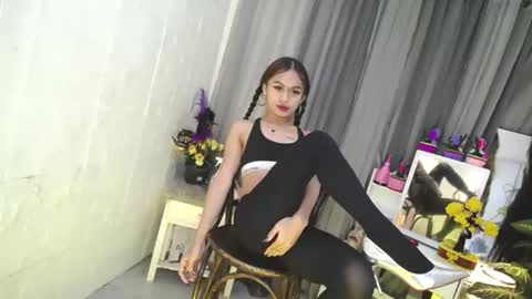 Snapshot of m1sspinay_yassie chatting on July 7, 2026, 5:17 pm Cutie Yassie online show from July 7, 2026, 5:17 pm