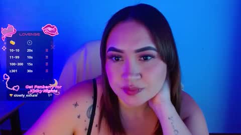 Snapshot of m33li chatting on December 23, 2025, 3:04 am Meli online show from December 23, 2025, 3:04 am