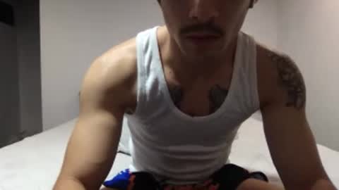 m3ll1 online show from February 25, 2026, 3:27 am