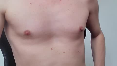 Snapshot of m3n1c chatting on February 13, 2026, 7:59 am m3n1c online show from February 13, 2026, 7:59 am