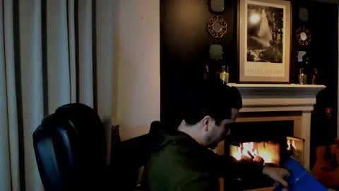 Snapshot of m4ck764561 chatting on February 20, 2025, 12:30 am m4ck online show from February 20, 2025, 12:30 am