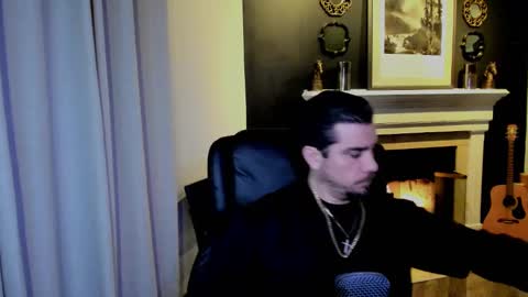 Snapshot of m4ck764561 chatting on February 25, 2025, 11:11 pm m4ck online show from February 25, 2025, 11:11 pm