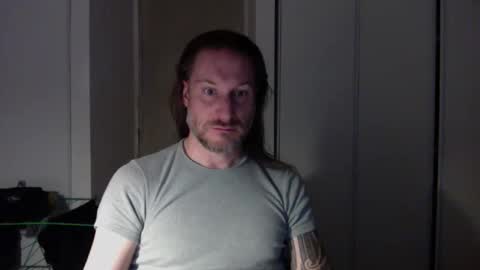 m4rduk online show from December 15, 2025, 4:39 am