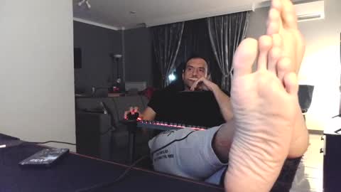 Snapshot of m4st3r_0f_d0m1n4nc3 chatting on December 7, 2024, 7:32 pm ready to cum online show from December 7, 2024, 7:32 pm