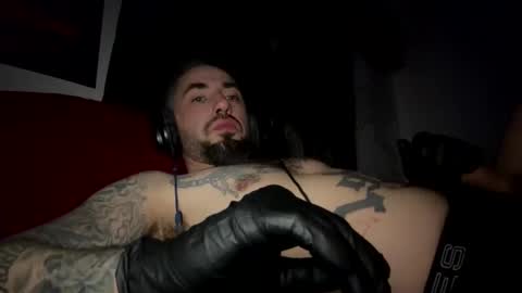 Snapshot of m_80 chatting on February 7, 2026, 8:18 am m 80 online show from February 7, 2026, 8:18 am