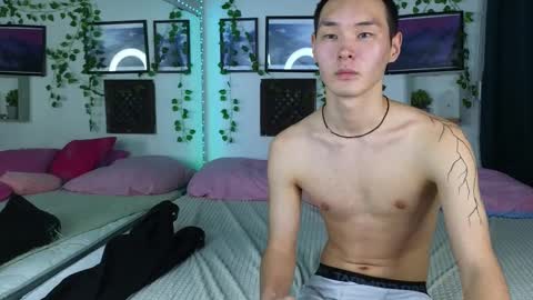 Snapshot of m_jasper chatting on January 16, 2025, 5:33 pm Jasper online show from January 16, 2025, 5:33 pm