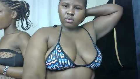 m_pretty_p online show from December 3, 2024, 4:58 am