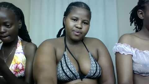 m_pretty_p online show from December 6, 2024, 4:36 am