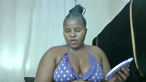 m_pretty_p online show from January 24, 2025, 10:53 am