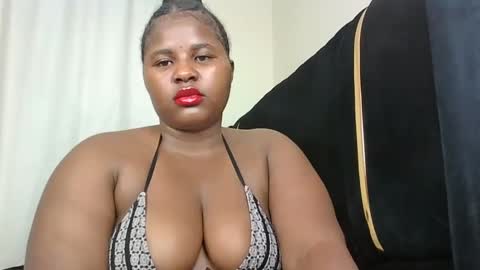 m_pretty_p online show from January 28, 2025, 5:46 pm