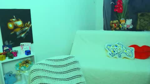 Snapshot of m_vikki chatting on February 3, 2026, 10:53 am Vikki online show from February 3, 2026, 10:53 am