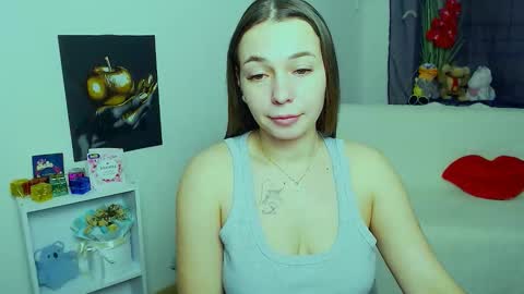 Snapshot of m_vikki chatting on February 27, 2026, 10:37 am Vikki online show from February 27, 2026, 10:37 am