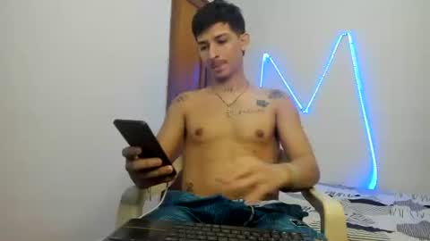 Snapshot of maaster420 chatting on November 6, 2025, 12:28 pm itgram pezlo josue online show from November 6, 2025, 12:28 pm