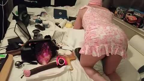 mac1119 online show from December 21, 2025, 7:04 am